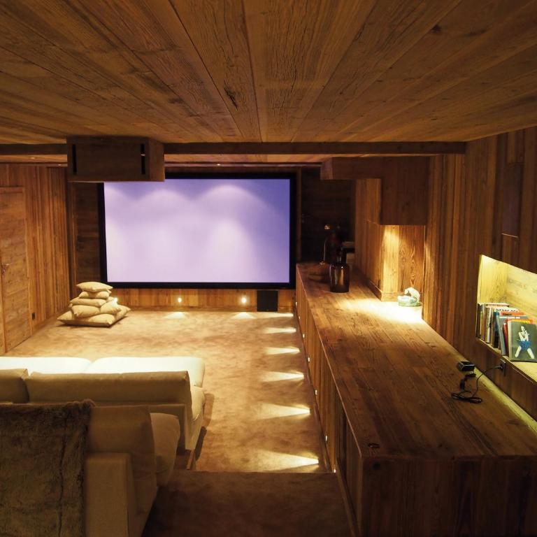 Chalet Javen - 520m2 avec piscine chauffée et home cinéma - Chalet - 46