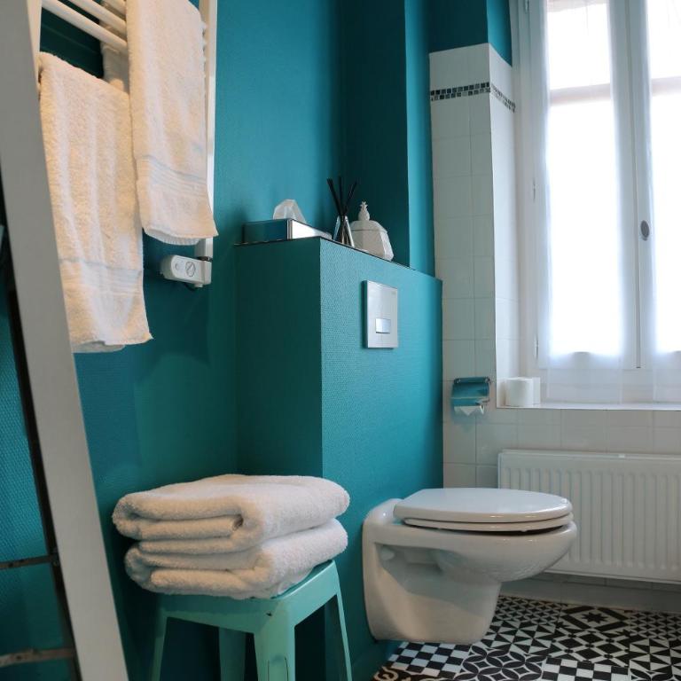 Troisième Droite - Chambre Double avec Salle de Bains Privative - 14
