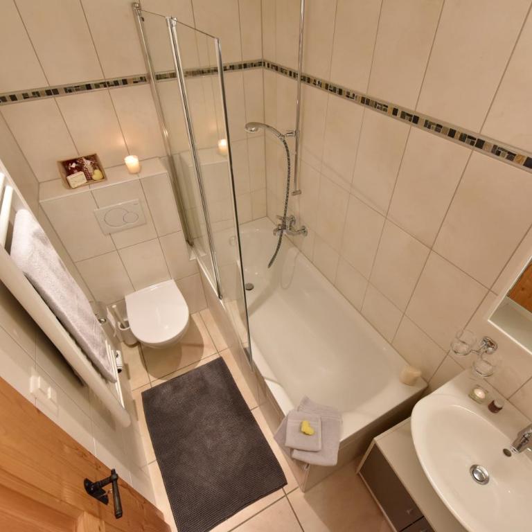 Apartments Vieux Chalet - Two-Bedroom Apartment / B 06 - 10