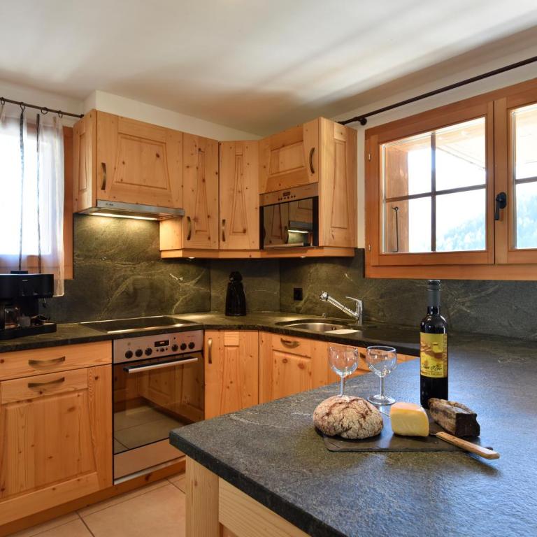 Apartments Vieux Chalet - Two-Bedroom Apartment / B 06 - 14