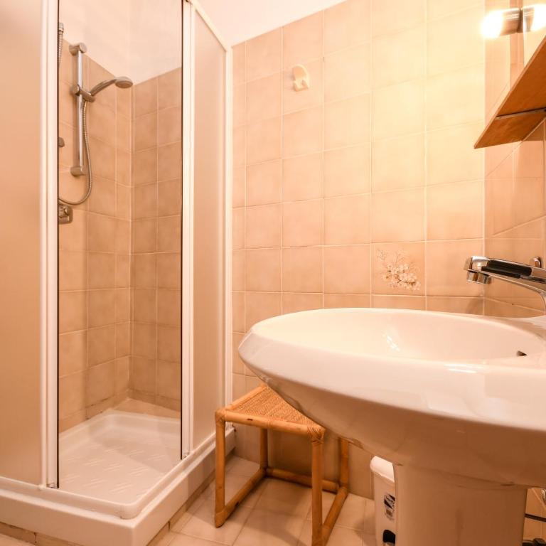 La Villa Fasano - Appartamento con 2 Camere da Letto e Vista Lago - 10