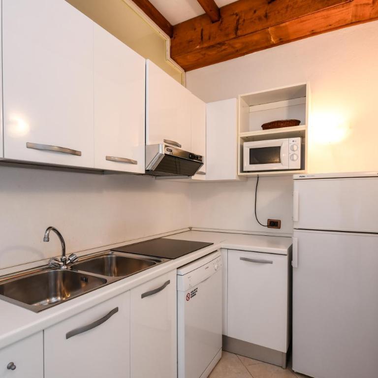 La Villa Fasano - Appartamento con 2 Camere da Letto e Vista Lago - 17