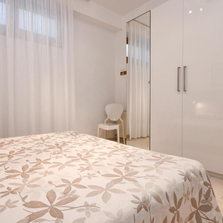 La Villa Fasano - Appartamento con 2 Camere da Letto e Vista Lago - 2
