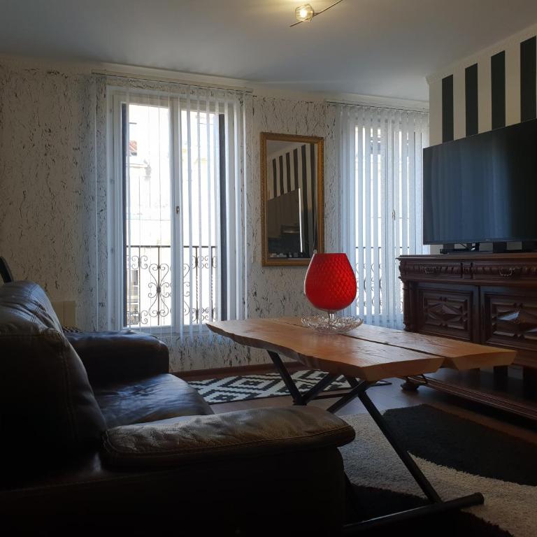 Appartement Centre Bordeaux avec Garage sur demande - Appartement - 8