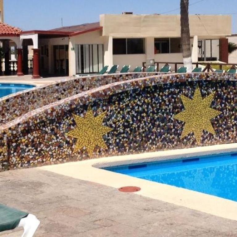 Palacio de cristal, Fiesta de cortes 101, Casa Hermar - Apartamento - Planta baja - 28