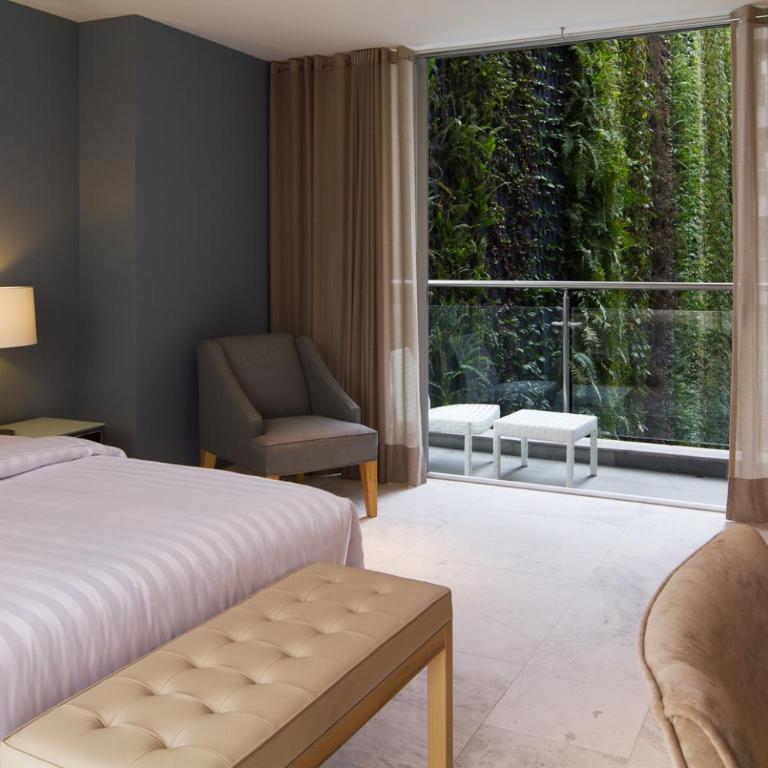 Pennsylvania Suites - Master Suite - 2