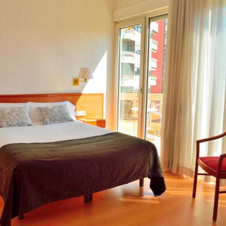 Hotel Ultonia - Habitación Doble con balcón - 5