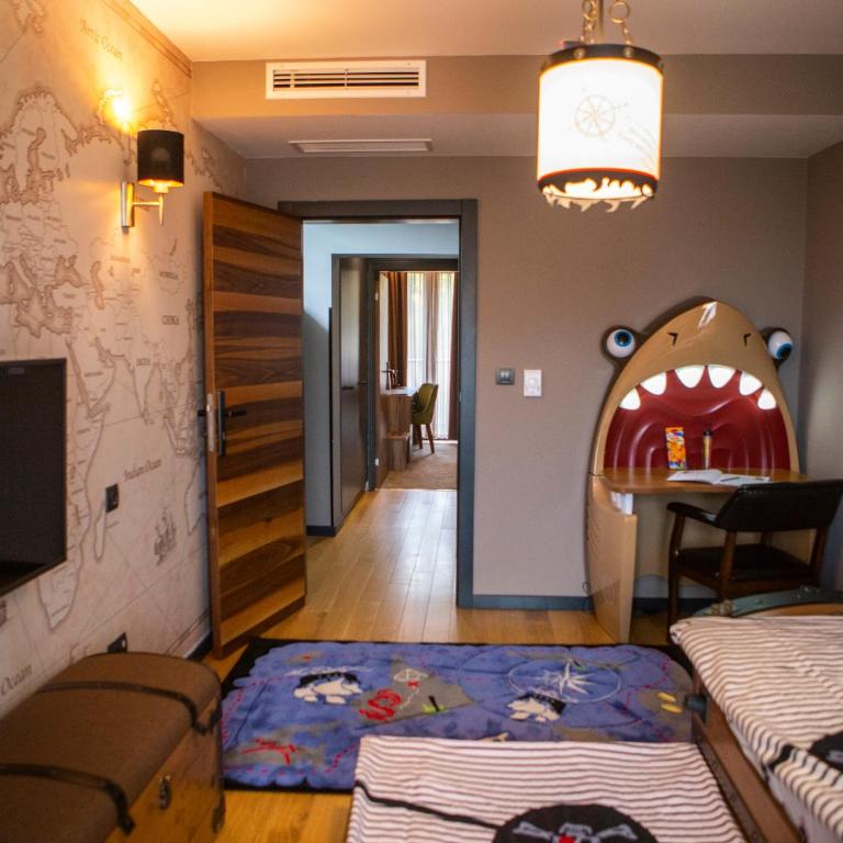 A Hoteli - Hotel Slatina - Superior Apartman - 4