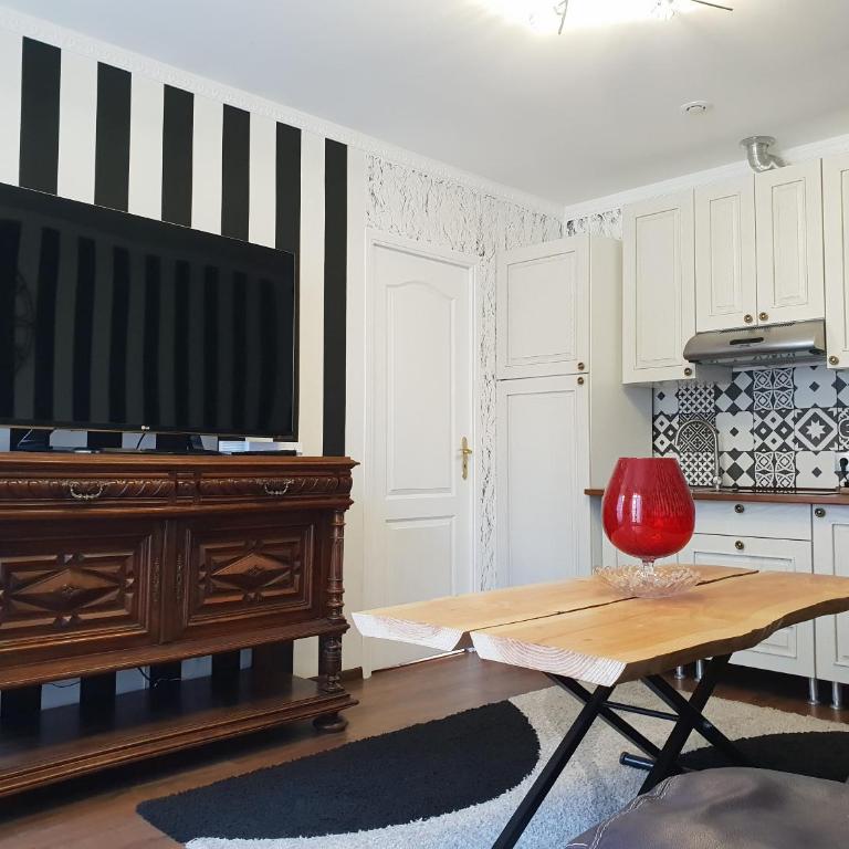 Appartement Centre Bordeaux avec Garage sur demande - Appartement - 1