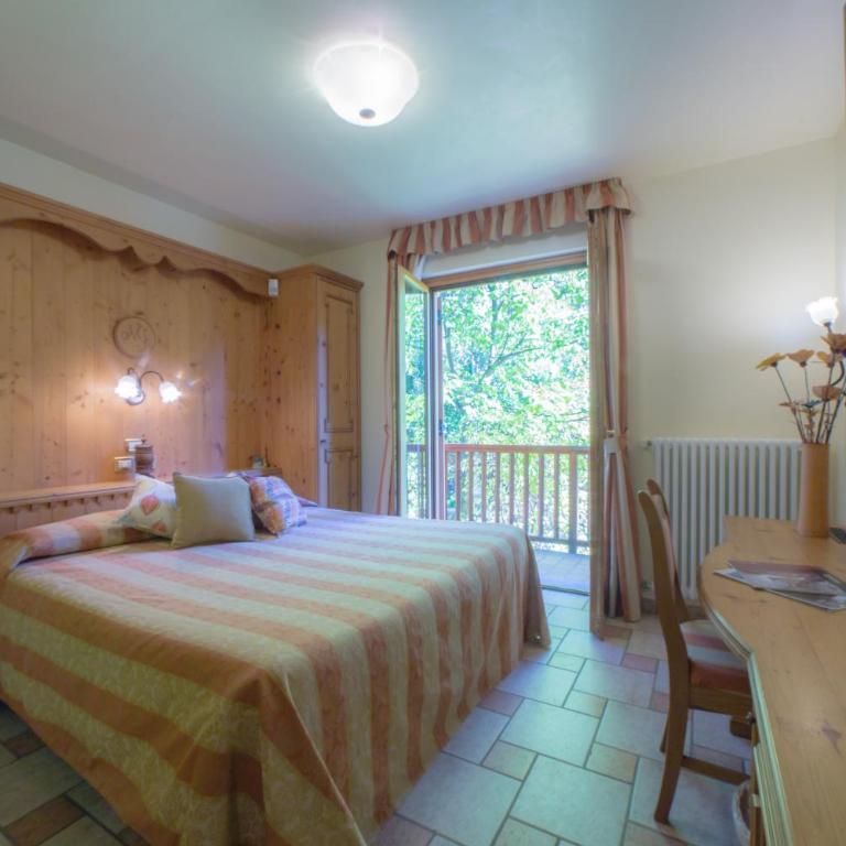 Hotel Lo Fleyé - Camera Matrimoniale Standard - 7