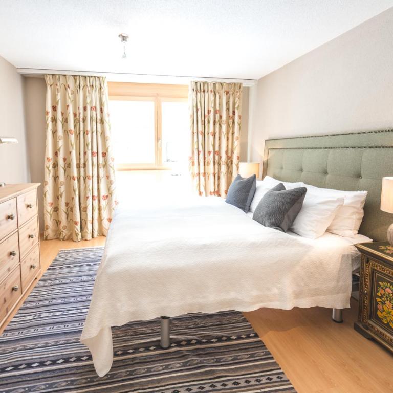 Luxury Chalets & Apartments by MX Zermatt - Chalet Nevis - 1