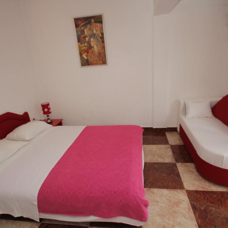 Apartments Kruna Jovanović - Apartman sa 1 Spavaćom Sobom i Balkonom (4 Odrasle Osobe i 1 Dete) - 2
