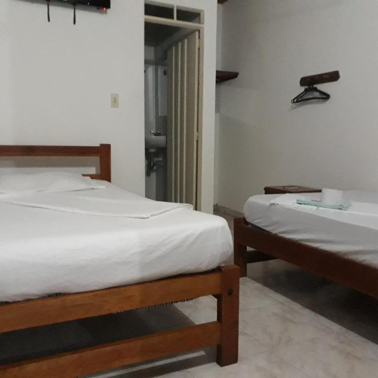 HOTEL LA QUINTA - Habitación Doble - 1 o 2 camas - 5