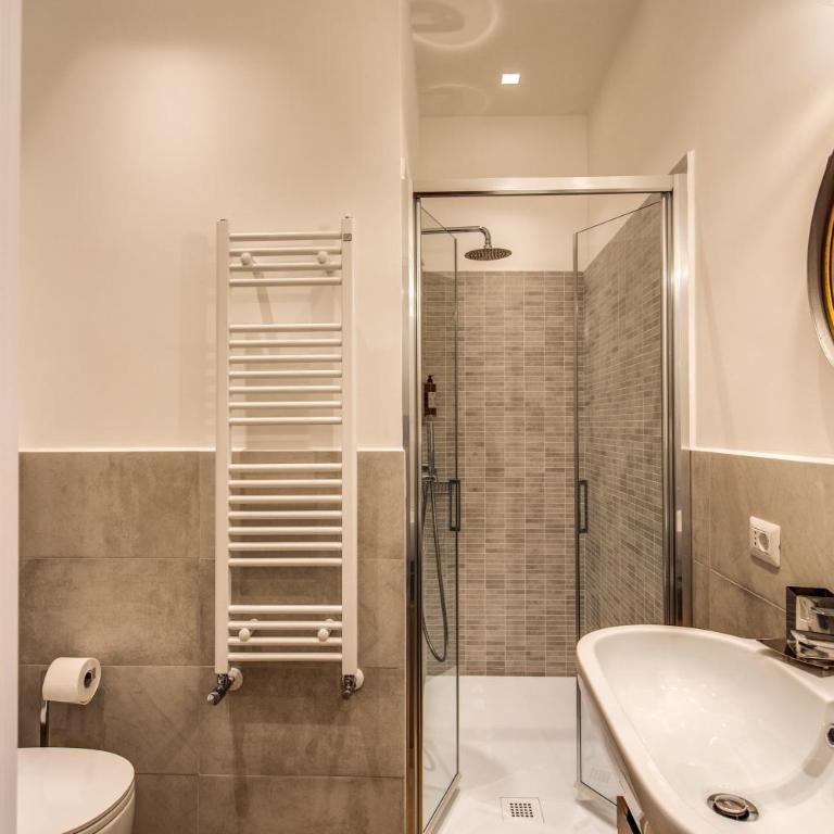 Lovely Rome Apartments - Historic City center - Apartment - 9