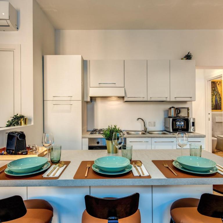 Lovely Rome Apartments - Historic City center - Apartment - 17