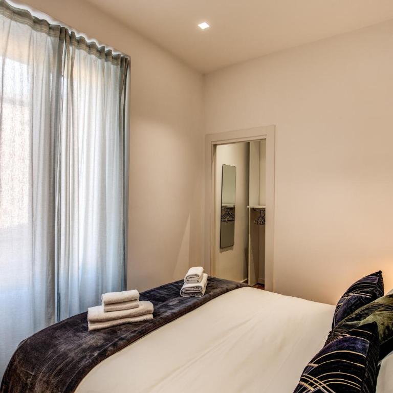 Lovely Rome Apartments - Historic City center - Apartment - 33