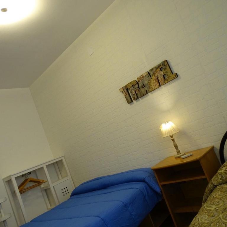 Casa Papapietro - Twin Room with Shared Bathroom - 8