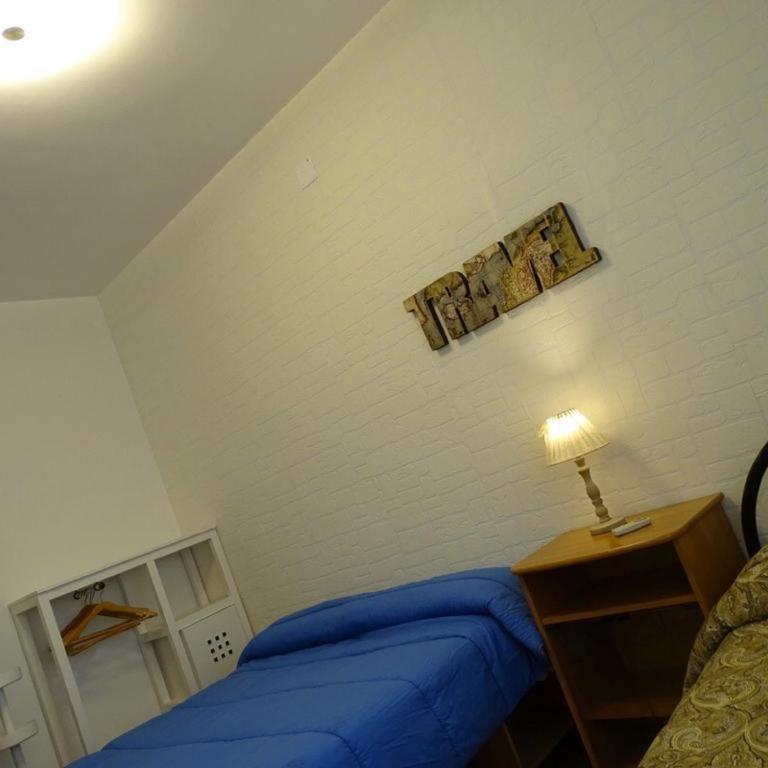 Casa Papapietro - Twin Room with Shared Bathroom - 1