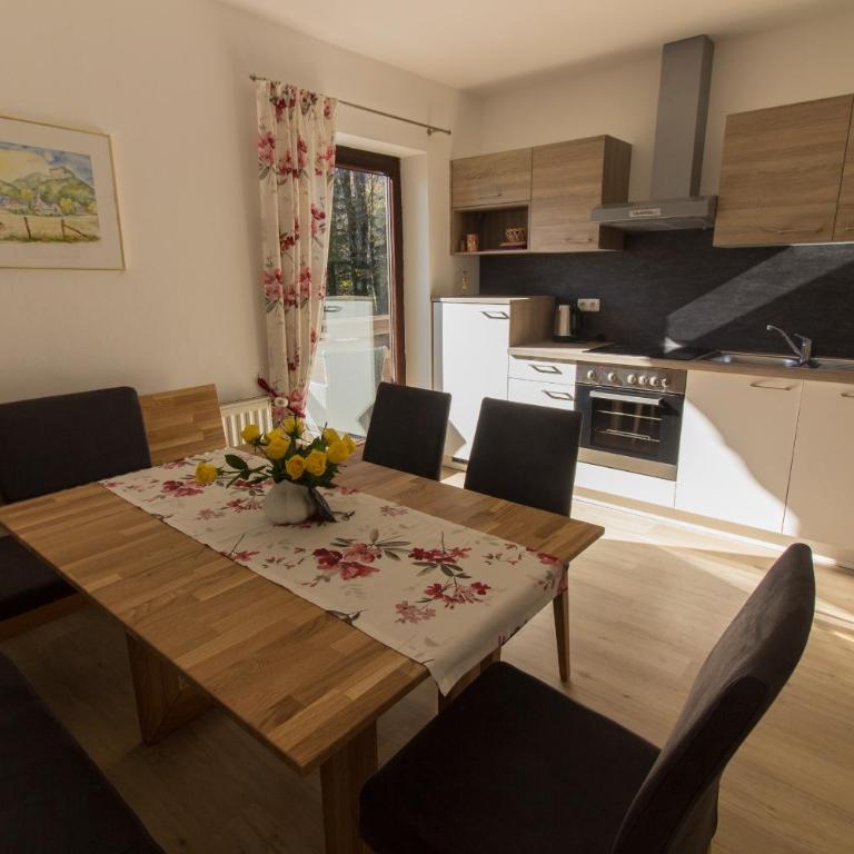 Ferienwohnung Claudia - Apartment mit Blick auf die Berge - 6