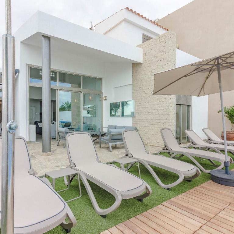 Villa Isabella, Luxury Villa with Heated Pool Ocean View in Adeje, Tenerife - Villa con piscina privada - 42