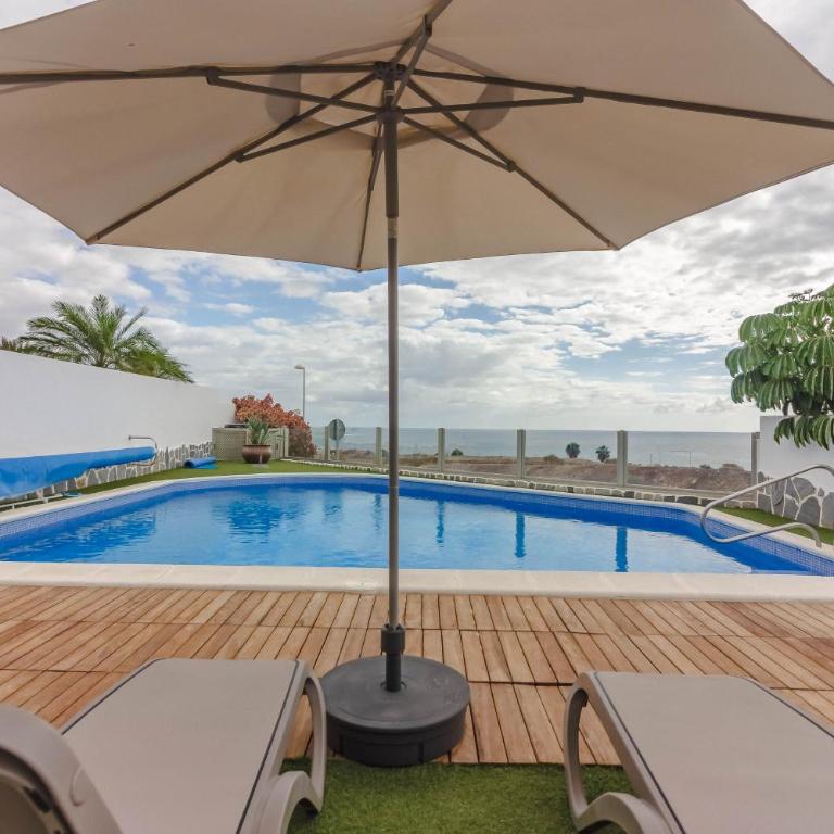 Villa Isabella, Luxury Villa with Heated Pool Ocean View in Adeje, Tenerife - Villa con piscina privada - 8