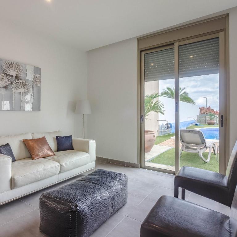 Villa Isabella, Luxury Villa with Heated Pool Ocean View in Adeje, Tenerife - Villa con piscina privada - 22