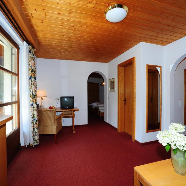 Felbermayer´s Bed & Breakfast - Doppelzimmer mit Balkon - 2