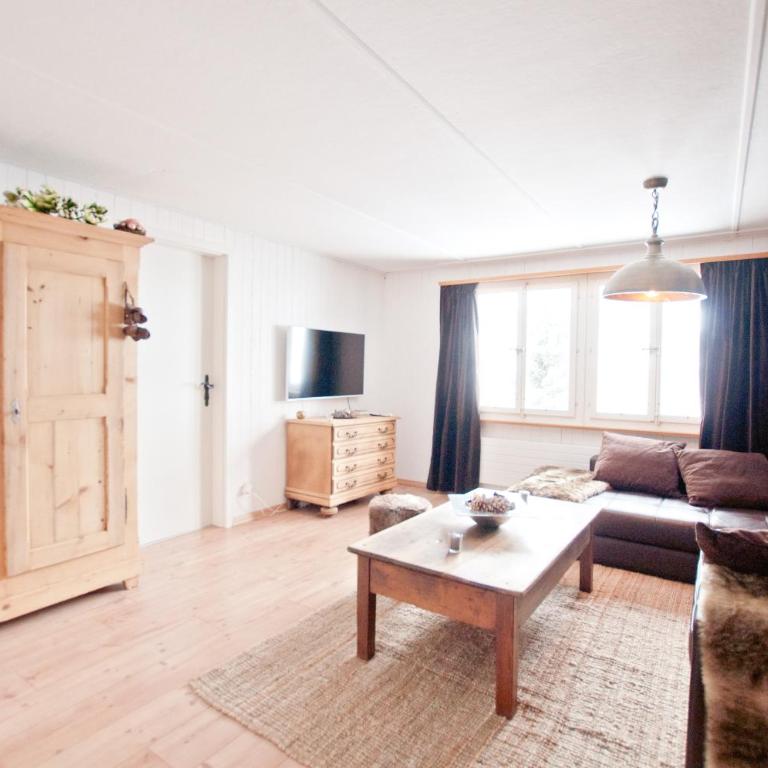 2BR apartment close to ski area and Jungfrau train - Apartment - 1