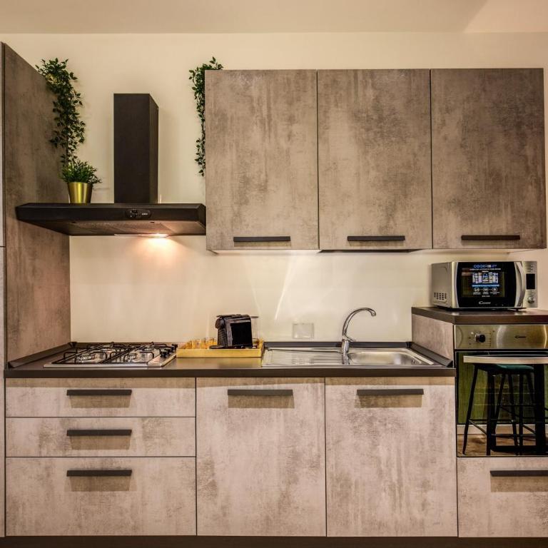 Lovely Rome Apartments - Historic City center - Apartment - 31