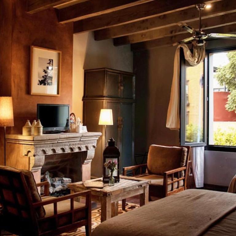 Casa Tierra Negra - Suite con vistas a la ciudad - 3