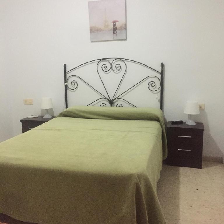 Hostal Mediterraneo - Habitación Doble - 1 o 2 camas - 28