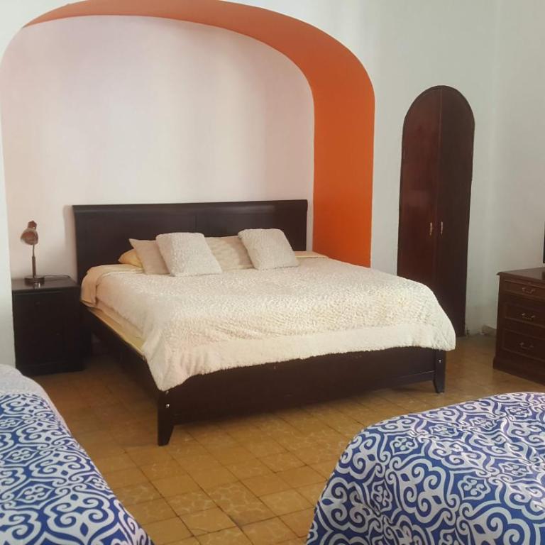 Suite Valentina - Suite con cama grande y balcón - 13