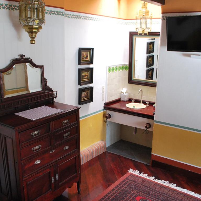 Sanbernabé tres - Deluxe King Room - 1