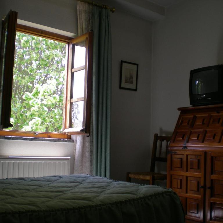 Hotel Puerta Romeros - Habitación Doble - 2 camas - 6