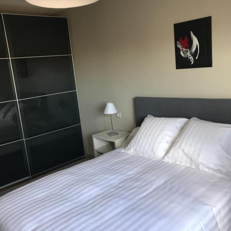 Appartement de 100m² bien situé - Appartement - 28