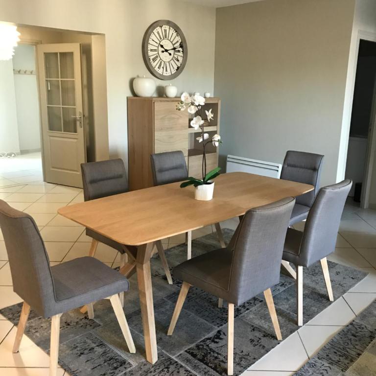 Appartement de 100m² bien situé - Appartement - 26