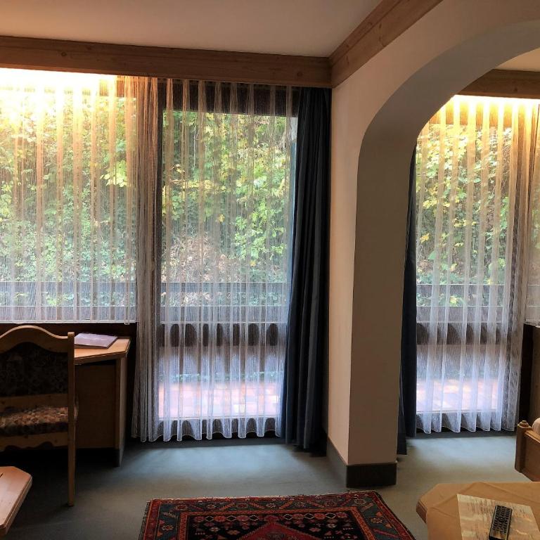 Hotel Vier Jahreszeiten - Junior Suite - 4
