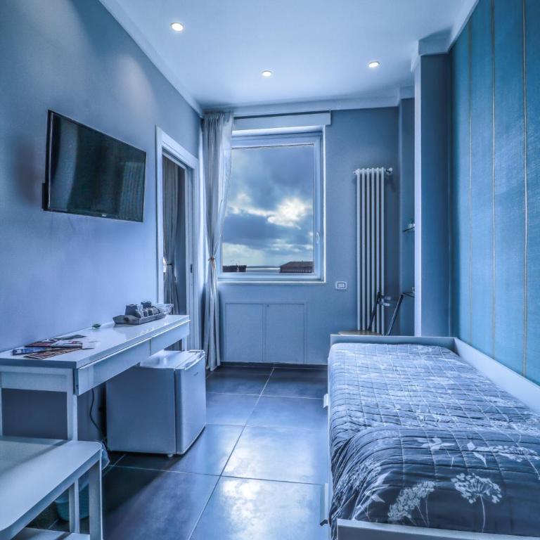 Il Grattacielo b&b - Deluxe Single Room with Sea View - 7