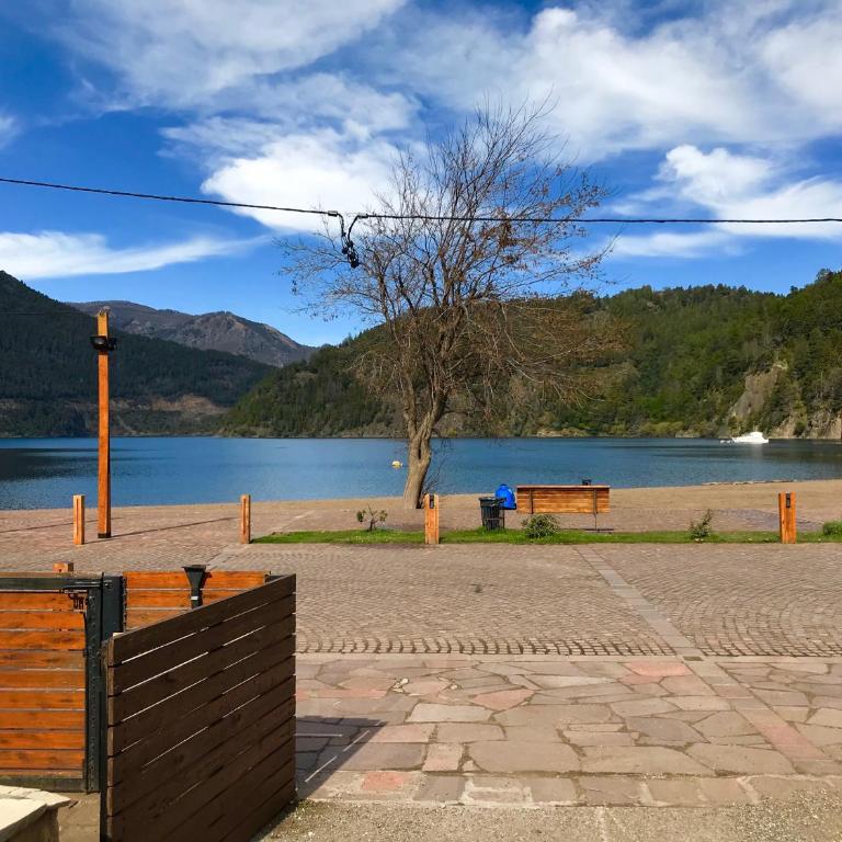 Cabaña frente al lago de 3 dormitorios y 2 baños - Casa - 8