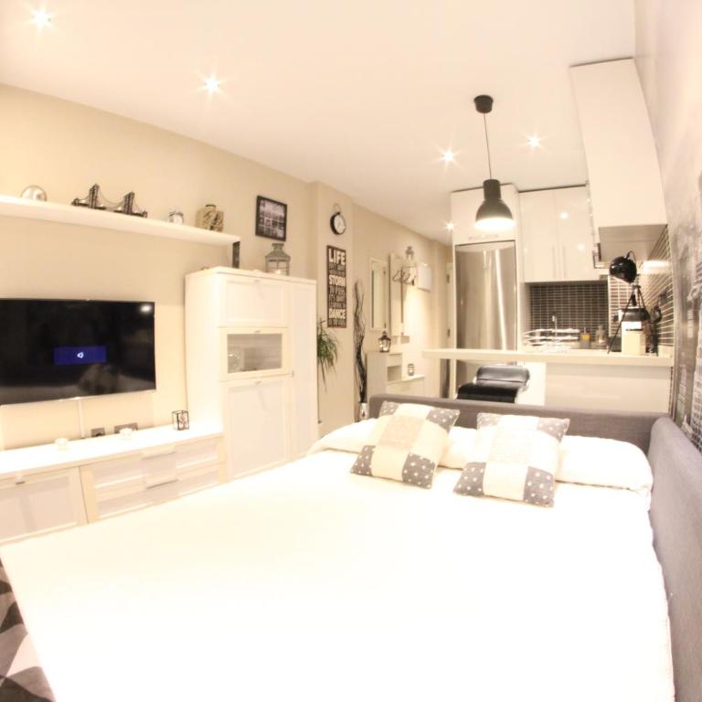 Lovely Studio New York Design - Apartamento con vistas a la piscina - 5