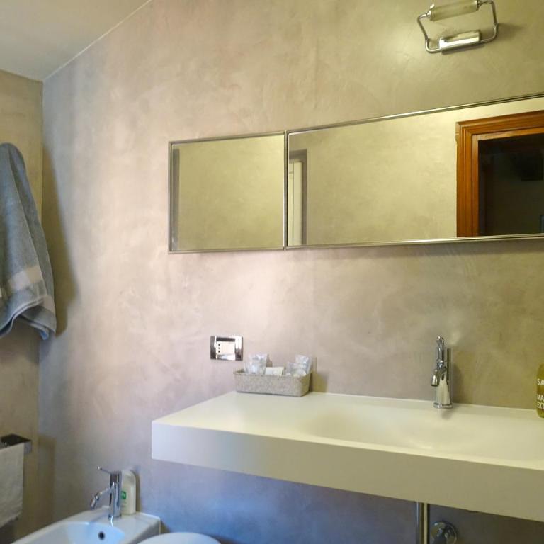 Palazzo Arrivabene B&B - Camera Quadrupla su 2 Livelli - 5