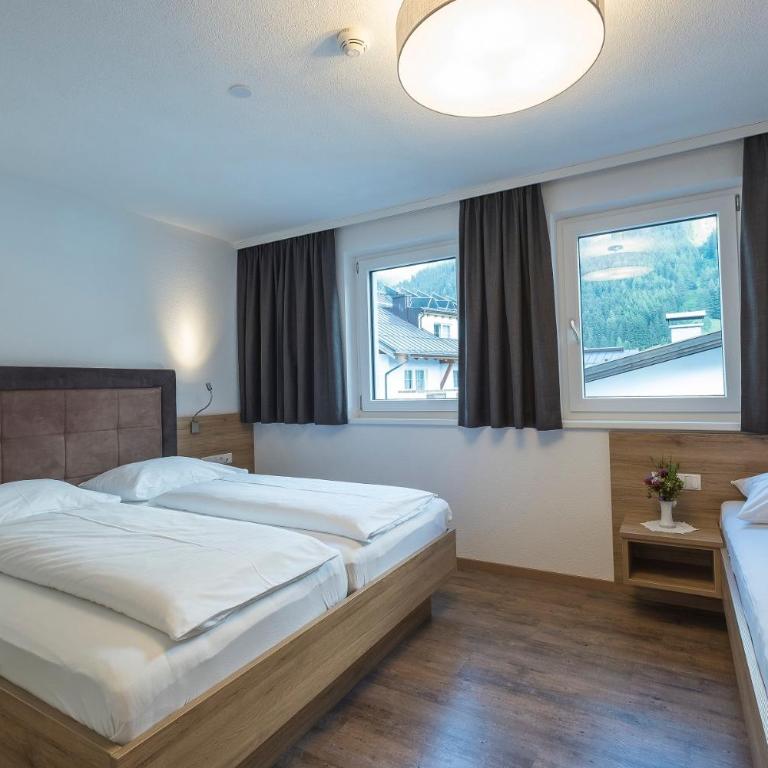 Chasa Allegria - Apartment mit Balkon - 7