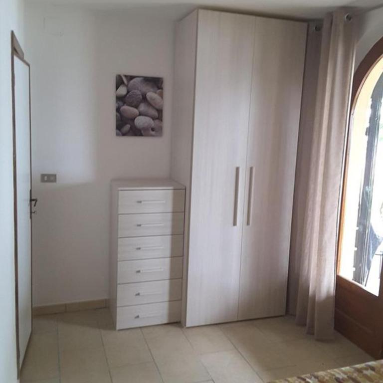 INCANTEVOLE VILLINO SUL MARE con accesso diretto alla spiaggia, posto auto e aria condizionata! - Casa Vacanze - 12