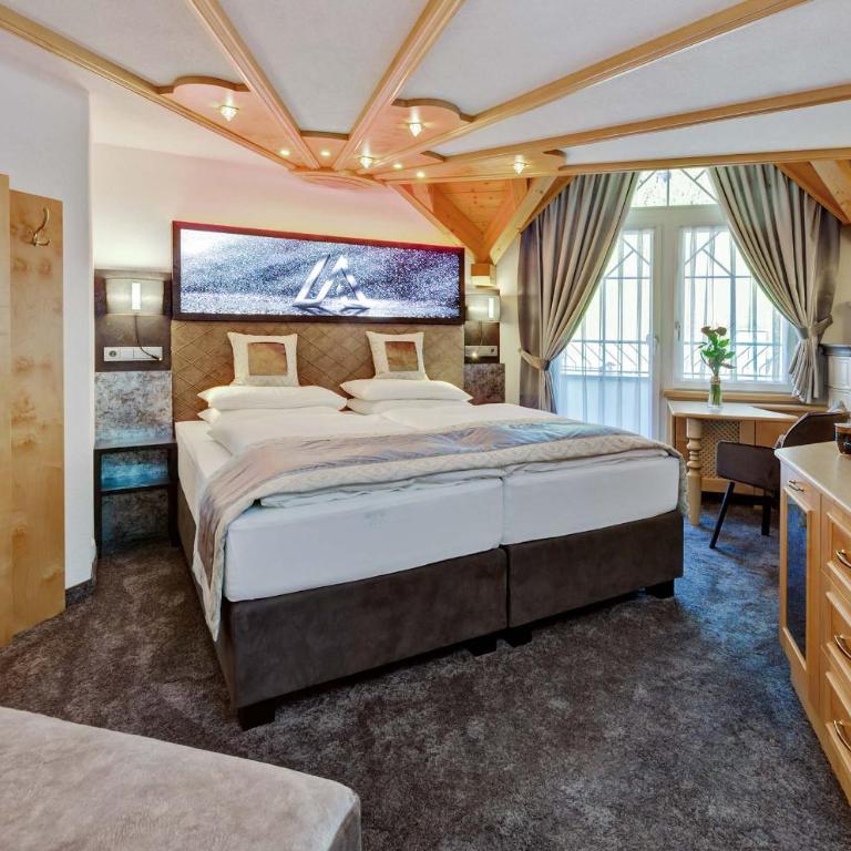 Alpinstyle Hotel Ischgl - Deluxe Doppelzimmer 301 - 3