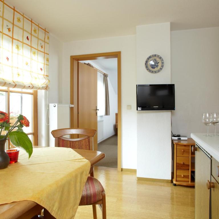 Pension Epple - Apartment mit Balkon - 2