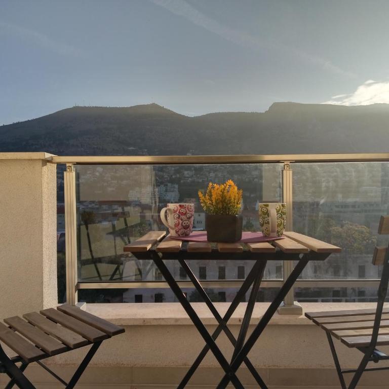 Apartment Lemon - Apartment with Balcony - 4