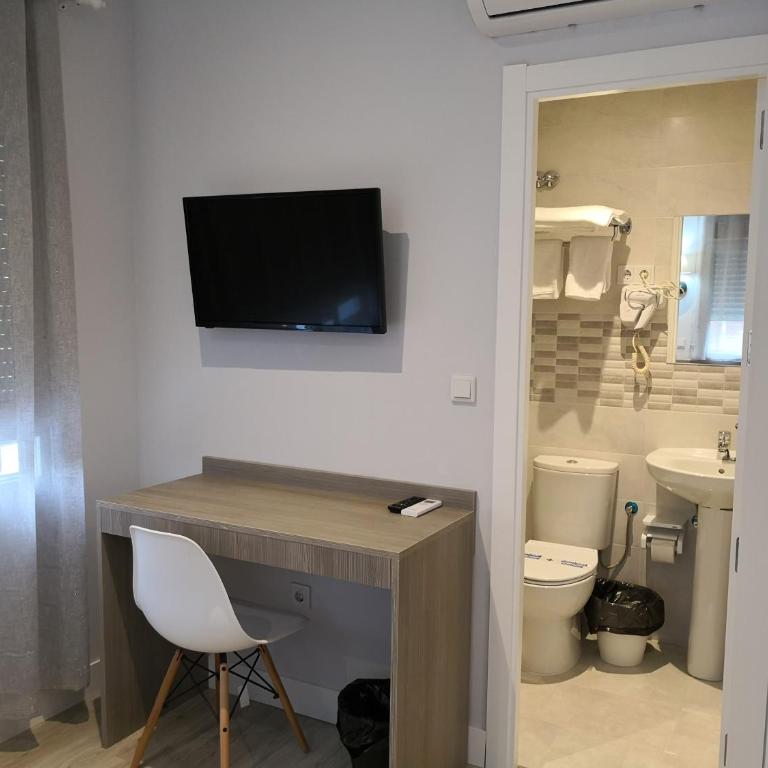 Golden Alcala - Twin Room - 2