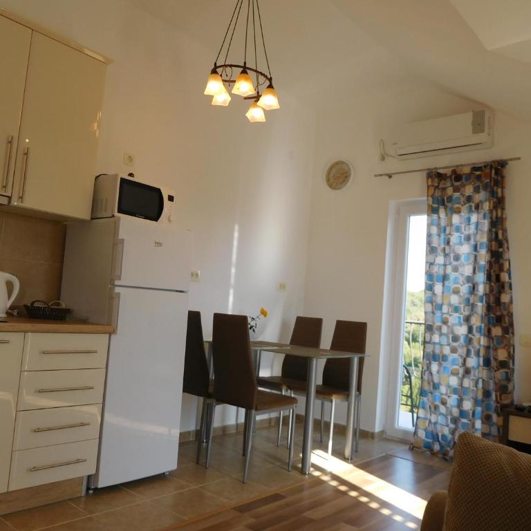 Apartments Sunrise - One-Bedroom Apartment - 3