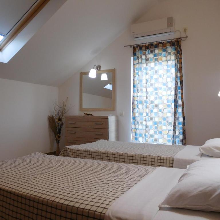 Apartments Sunrise - One-Bedroom Apartment - 2
