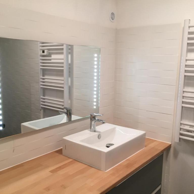 Studio Indépendant - Quartier Résidentiel - Maison de Vacances - 7